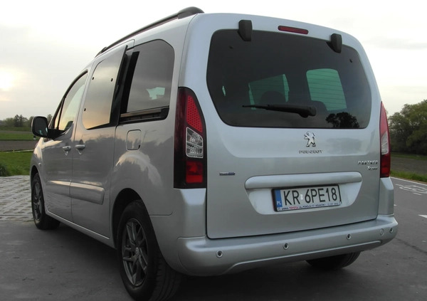 Peugeot Partner cena 48000 przebieg: 114000, rok produkcji 2016 z Kraków małe 667